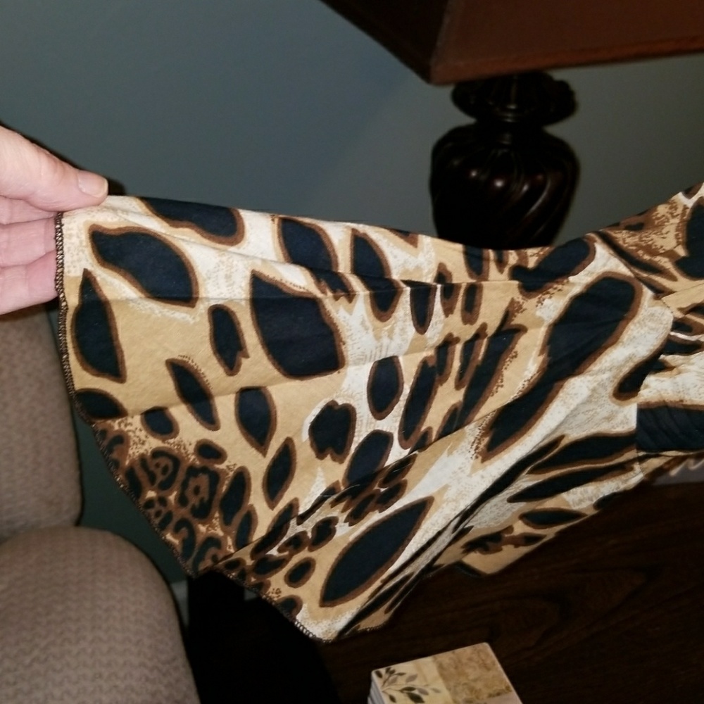 Leopard top - Picture 3 of 6